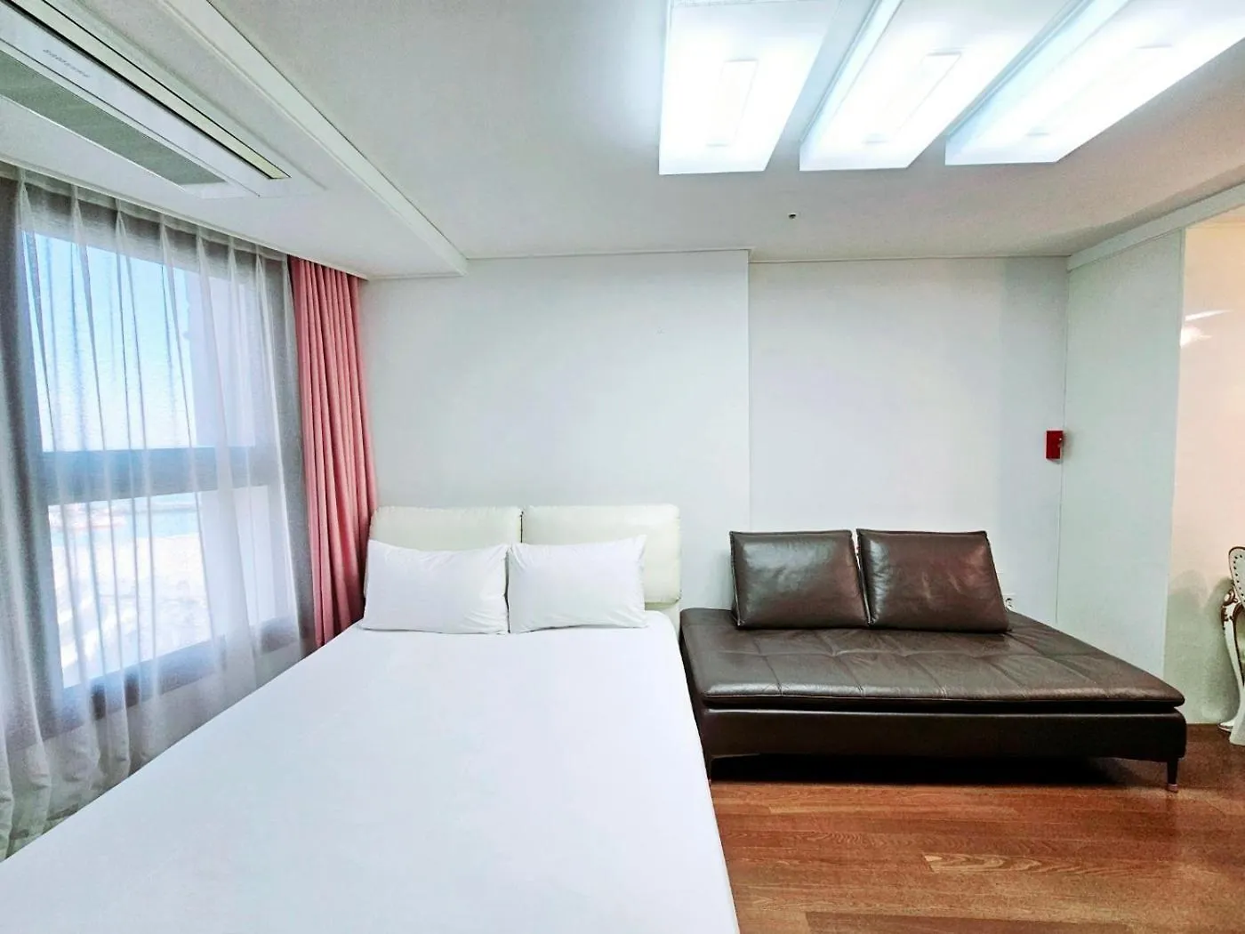 Apartment Ciel De Mer Busan