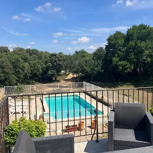 https://la-bastide-des-roman.fr-provencehotel.com